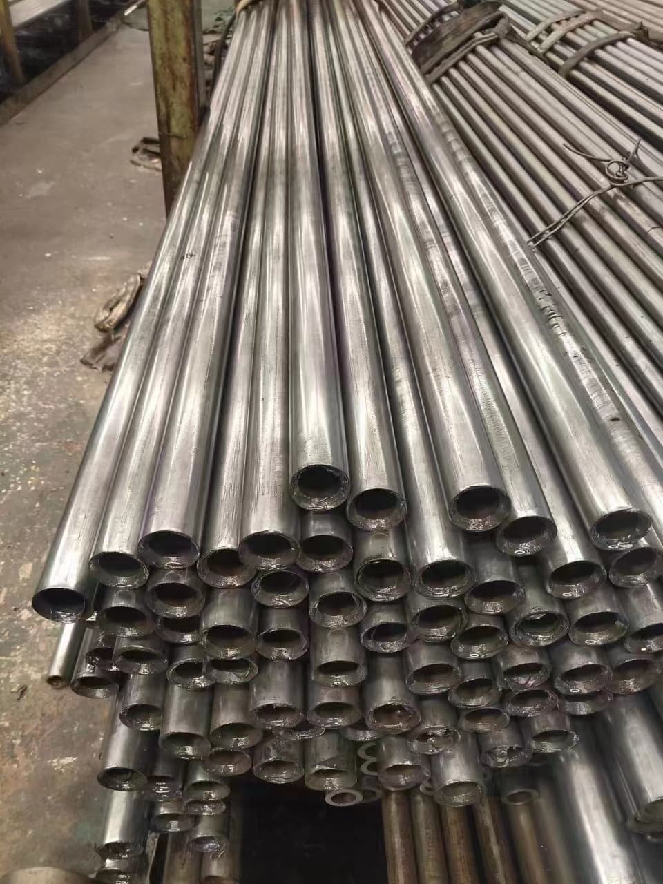 精密鋼管冷軋的主要特點(diǎn)有什么